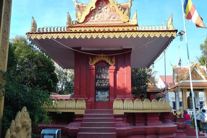 War Museum, Killing Field and Floating village ( Chong Kneas) Tour - Stop 3: Wat Thmey (Killing Fields) Pagoda and Site Etiquette